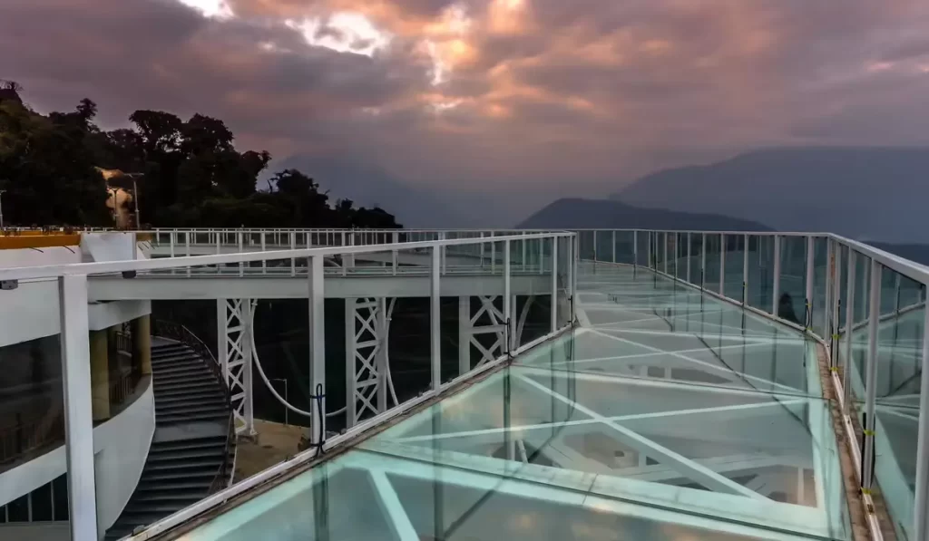 Sky Walk Pelling – Thrilling Views with Kanchenjunga Backdrop